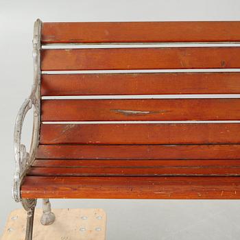 TRÄDGÅRDSSOFFA, Norrahammar, 1900-talets första hälft.