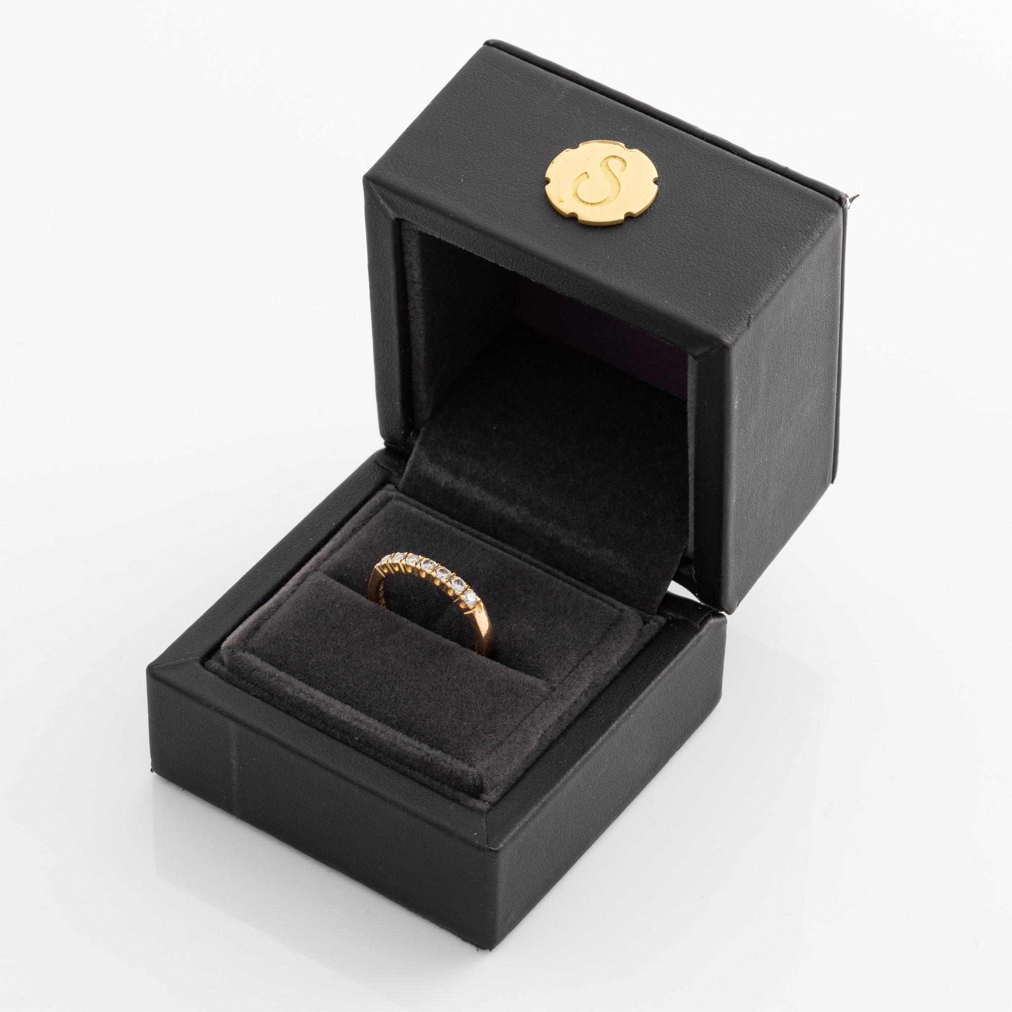 Ring, Jarl Sandin, alliance, 18K gold with brilliant-cut diamonds.