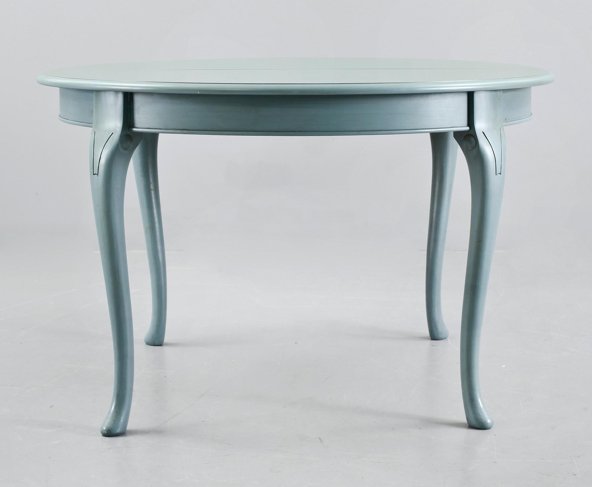 MATSALSGRUPP, 7 delar,  Rokokostil, K A Roos möbler och Inredningar AB, Kulla Gunnarstorp.  Sekelskifte 1900/2000.