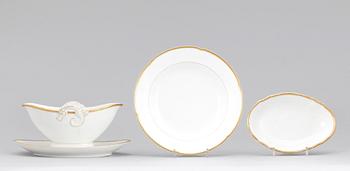 MATSERVIS, 75 delar, porslin, Bing & Gröndahl, Köpenhamn, Danmark, 1900-talets första hälft.