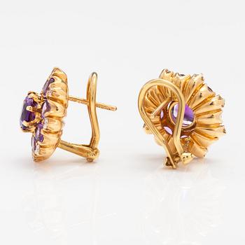 18K gold earrings "Catherine the great" with amethysts and diamonds ca. 0.40 ct in total. Ofelia Jewelry, Helsinki 1998.