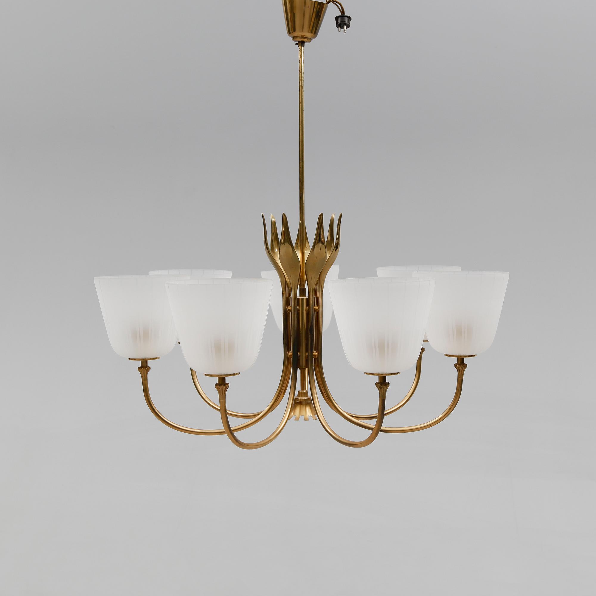 TAKLAMPA, 1900-talets andra hälft. Höjd ca 82 cm.