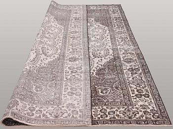 A carpet, Oriental, ca 355 x 235 cm.