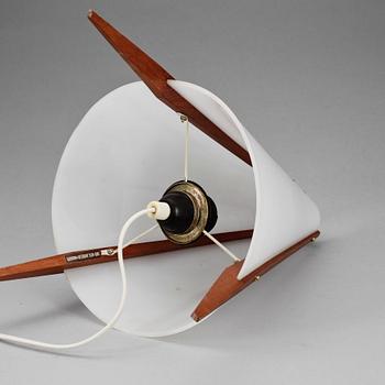 BORDSLAMPA, Hans Agne Jacobsson, Markaryd, 1900-talets andra hälft.