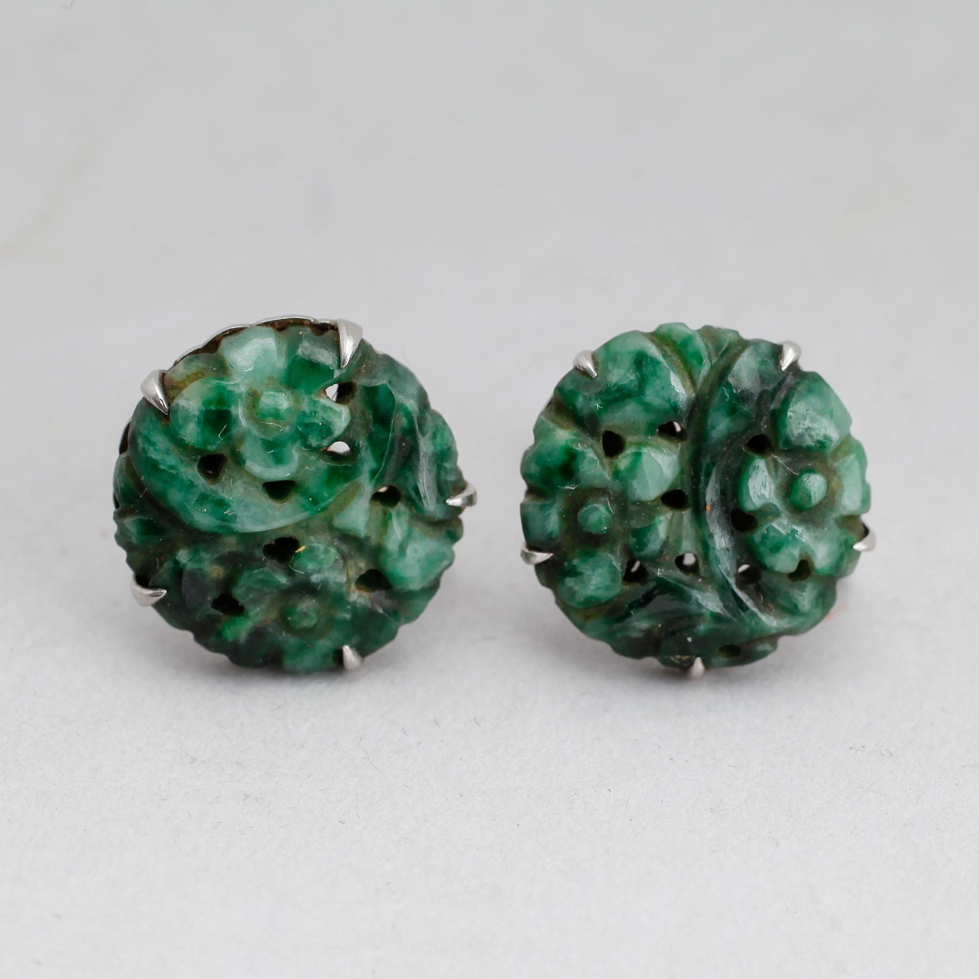 ÖRHÄNGEN, 1 par, silver, jade/nefrit, svenska stämplar 1945.