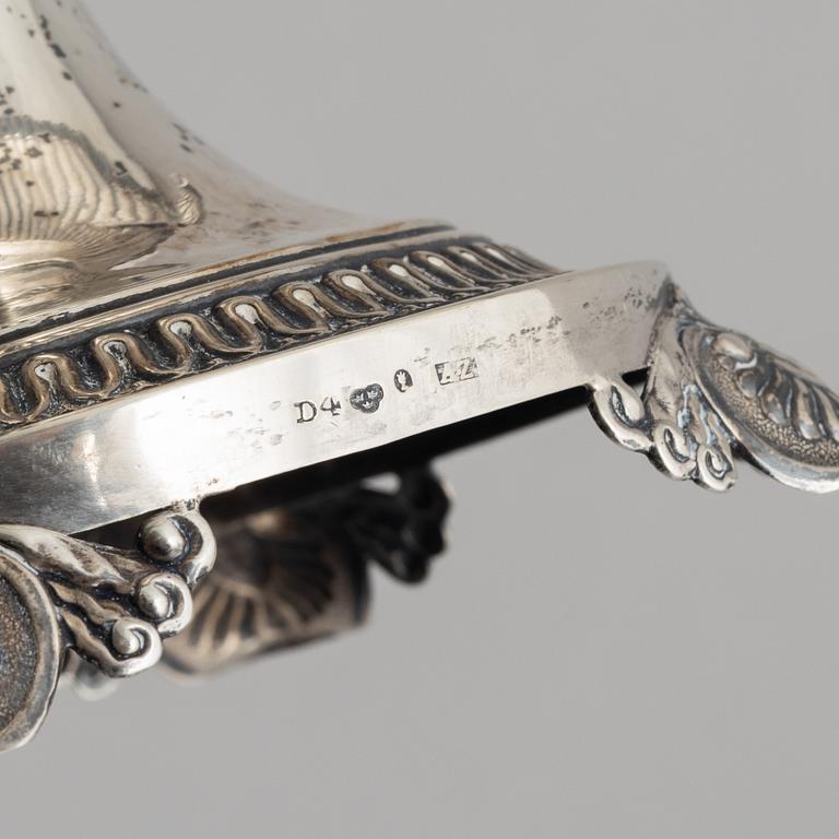 A Swedish silver sugarbowl, marks of Adolf Zethelius, Stockholm 1834.