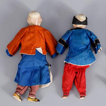 DOCKOR, 4 st, plast samt textil, Japan, 1900-talets första hälft.