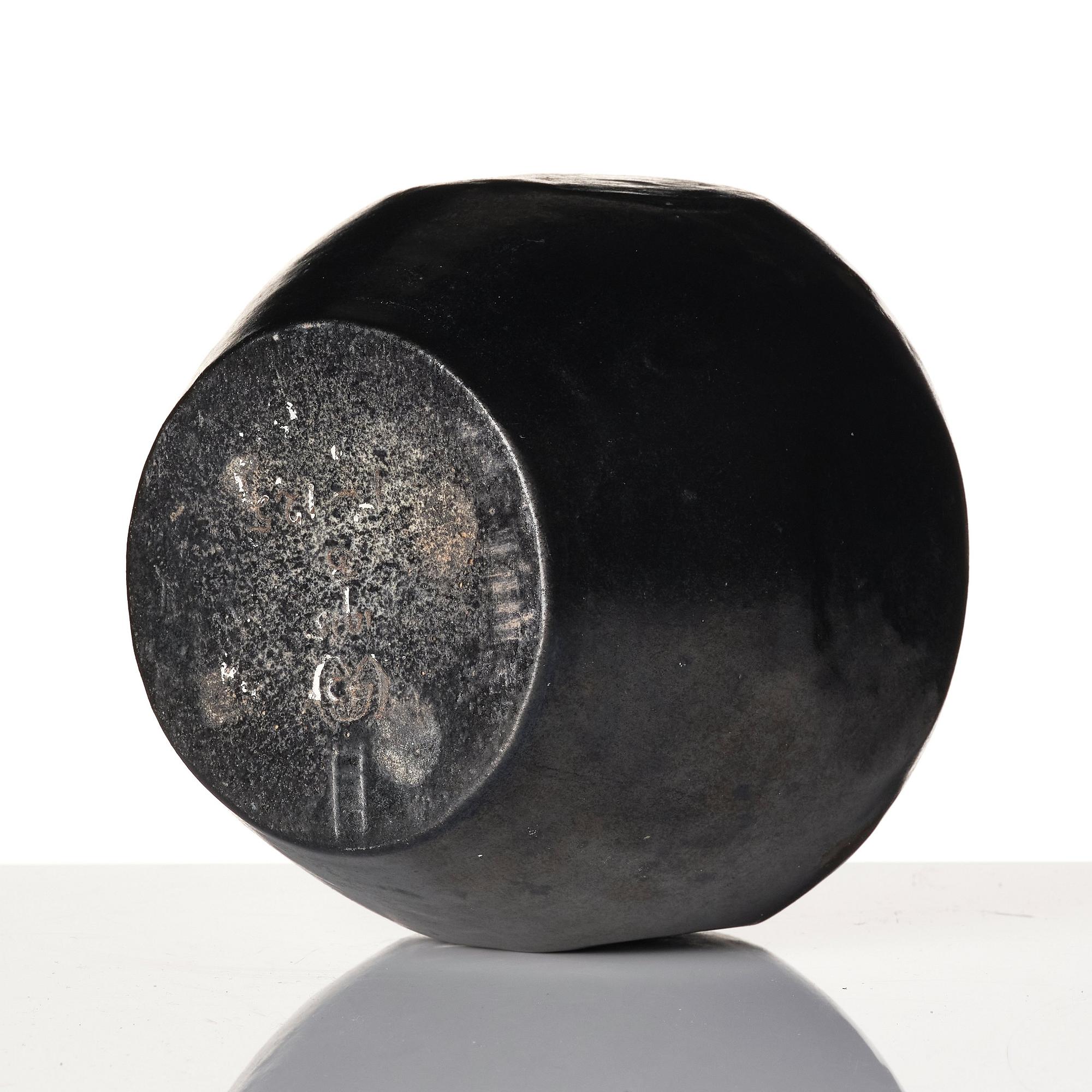 Anders & Bess Wissler, vas, stengods, Ateljé Solklinten, Mariefred, 1915.