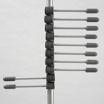 Alvar & Anders Lundgren, "Mast", klädhängare, Spinoff Möbel AB, 1900-talets fjärde kvartal.