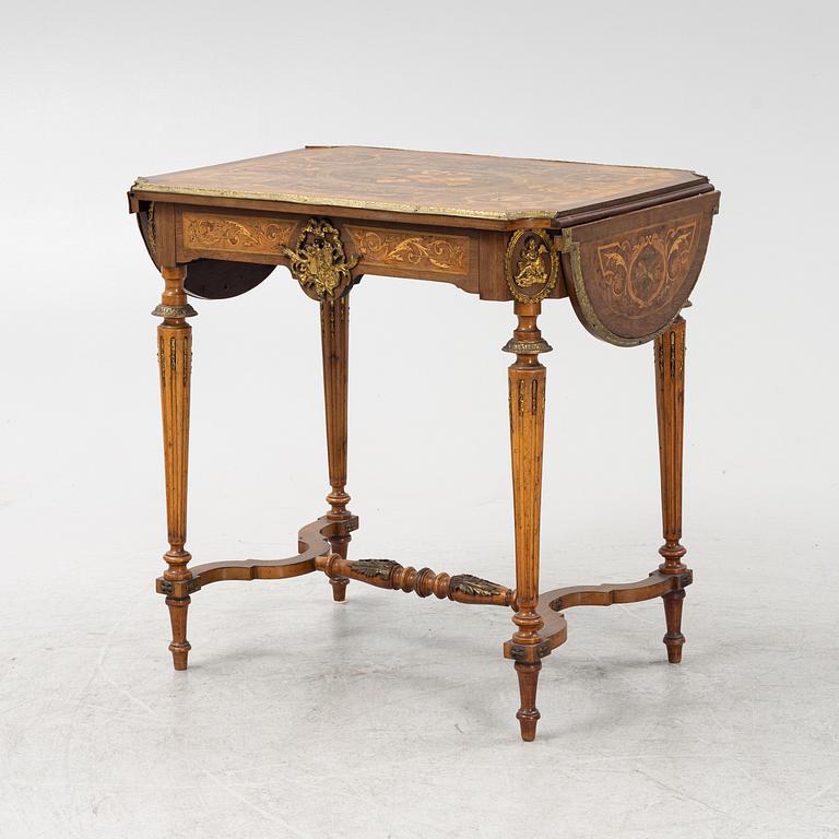 A Louis XVI style center table, first part of the 20th Century.