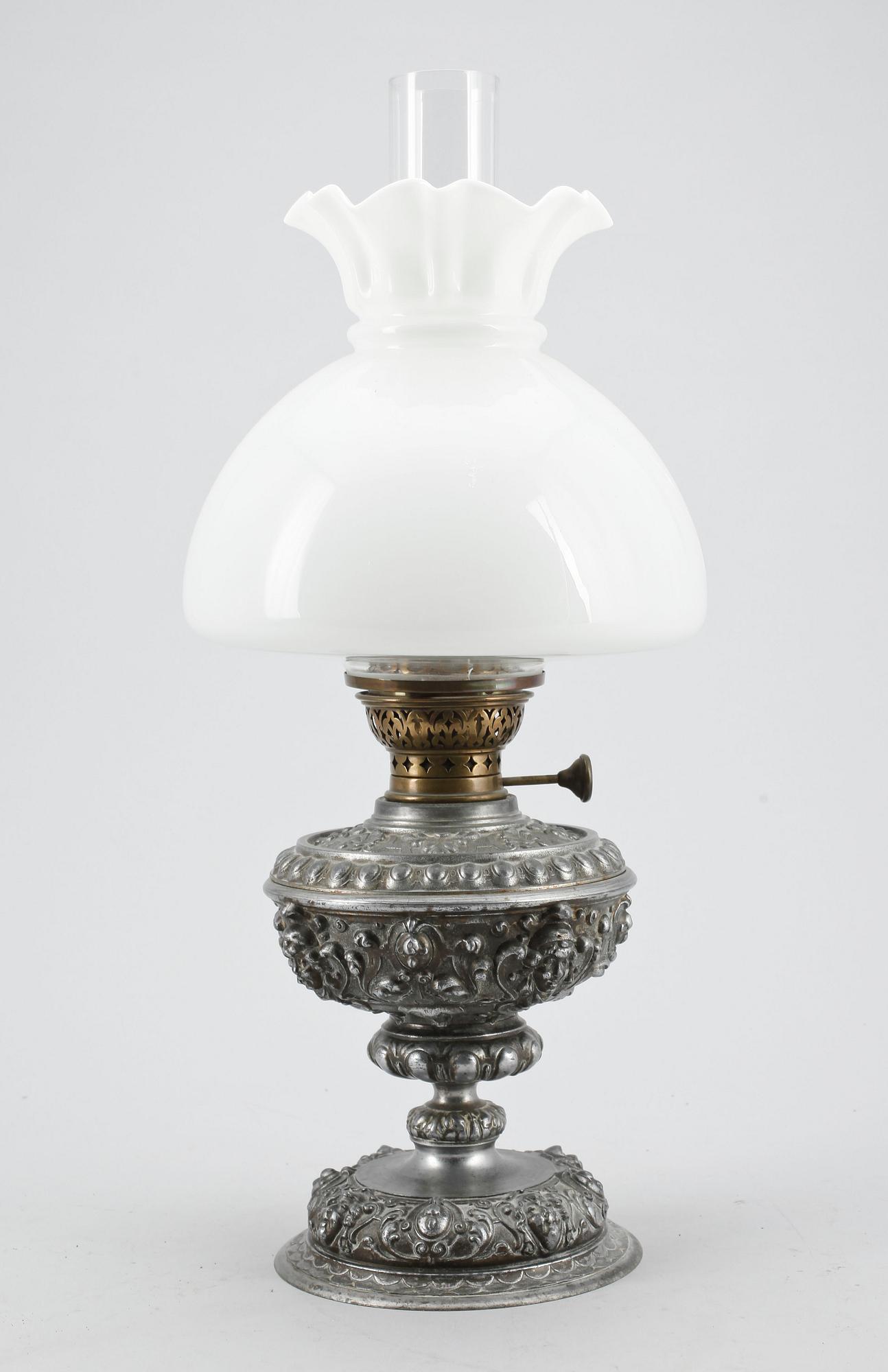 FOTOGENLAMPA, metall, nyrenässans, 1800-talets slut.