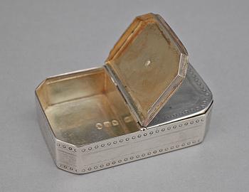 DOSA, silver, London, England, 1796. Vikt ca 87 gram.