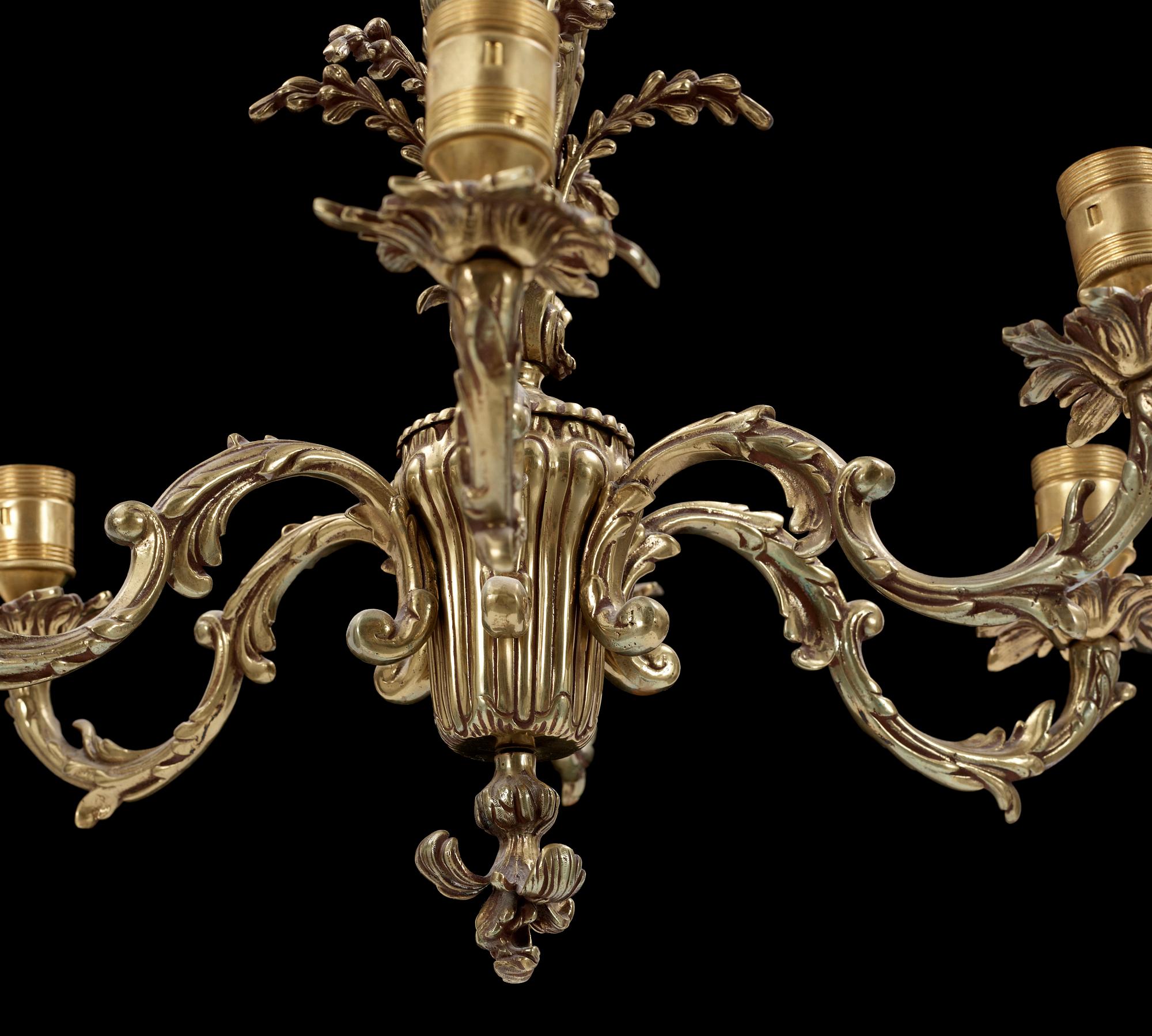TAKAMPEL, mässing, rokokostil, 1800/1900-tal. Höjd ca 70 cm.