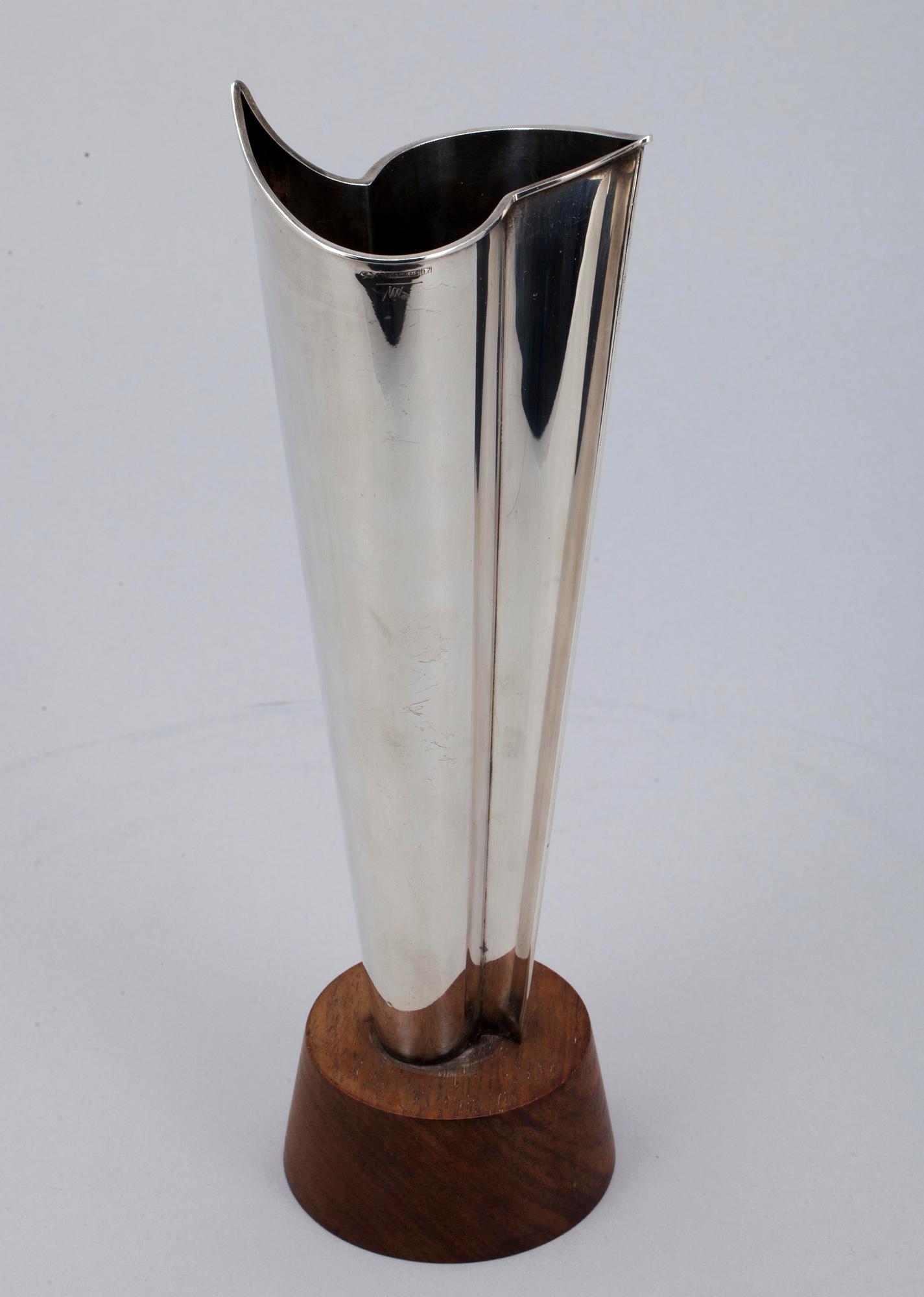 VAS, silver, "Liekki" Tapio Wirkkala, Kultakeskus, Tavastehus 1962.