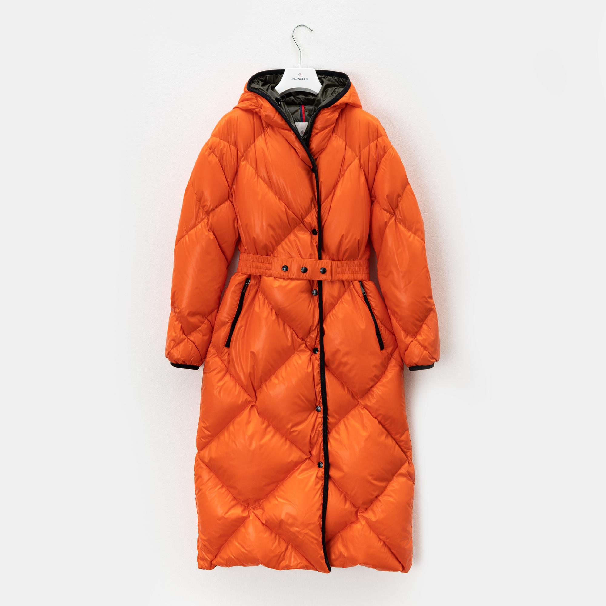 Moncler a down coat Cottoniere Giubbotto size 1. Bukowskis