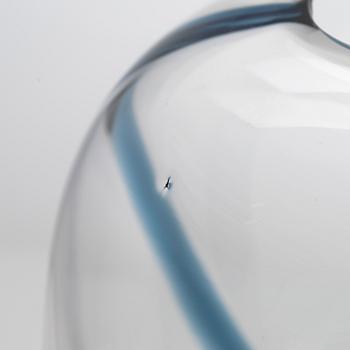 Timo Sarpaneva, "Blues" taide-esine 3041 signeerattu Timo Sarpaneva Iittala 1985 ja malja 3042 ei signeerattu.