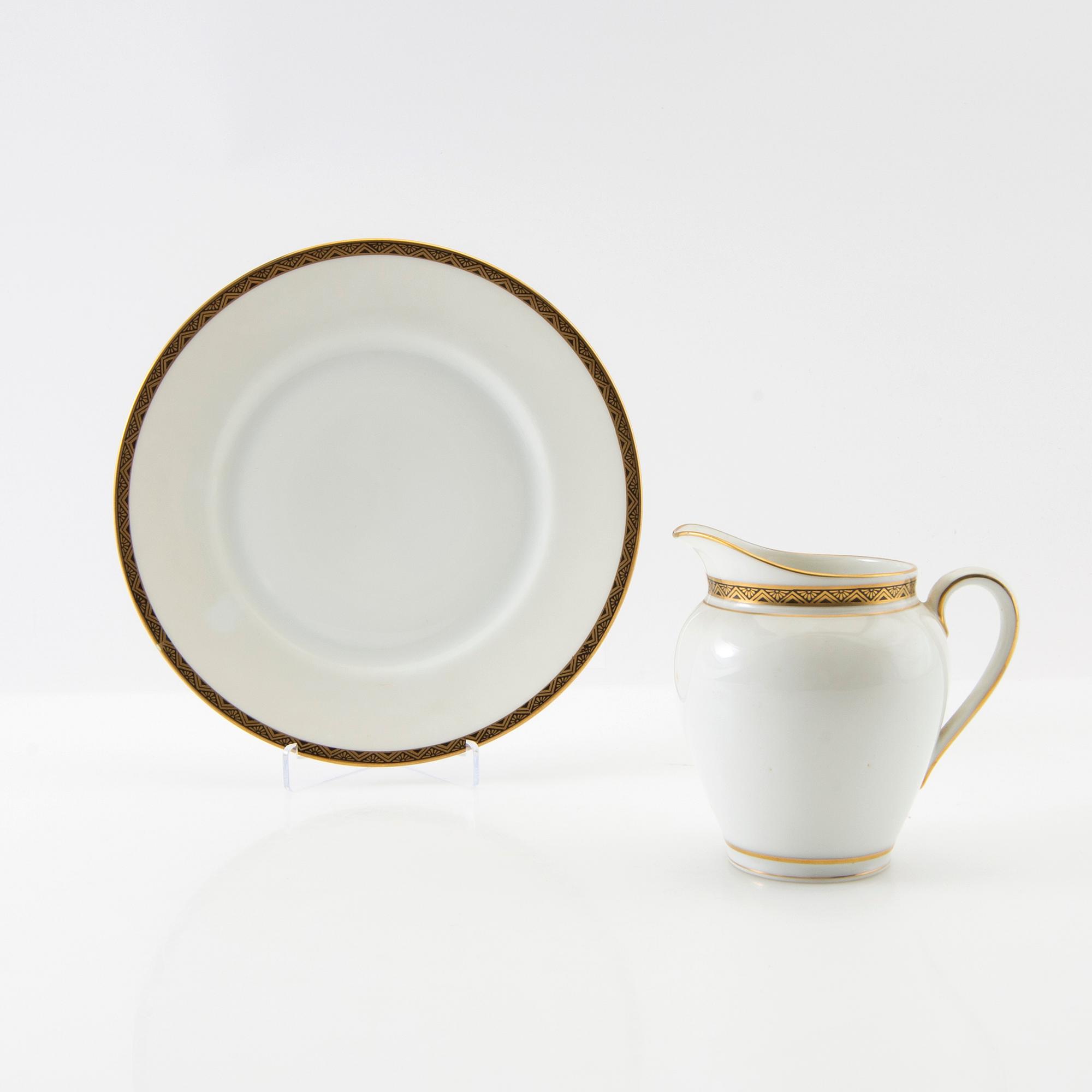 Te och kaffeservis ca 30 dlr Rosenthal/Lidköping "Isolde" 1900-talets första hälft porslin.