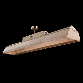 A mid 20th century Finnsh '415/1-3' industrial light for Metallivalmiste.