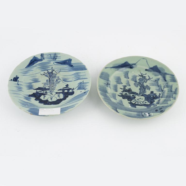 Tallrikar, 19 st, porslin, Kina, Qingdynasti, 1800-tal.