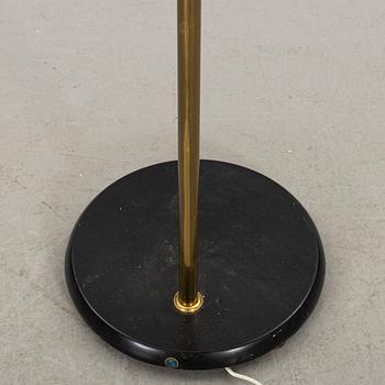 A mid 20th century floor lamp.