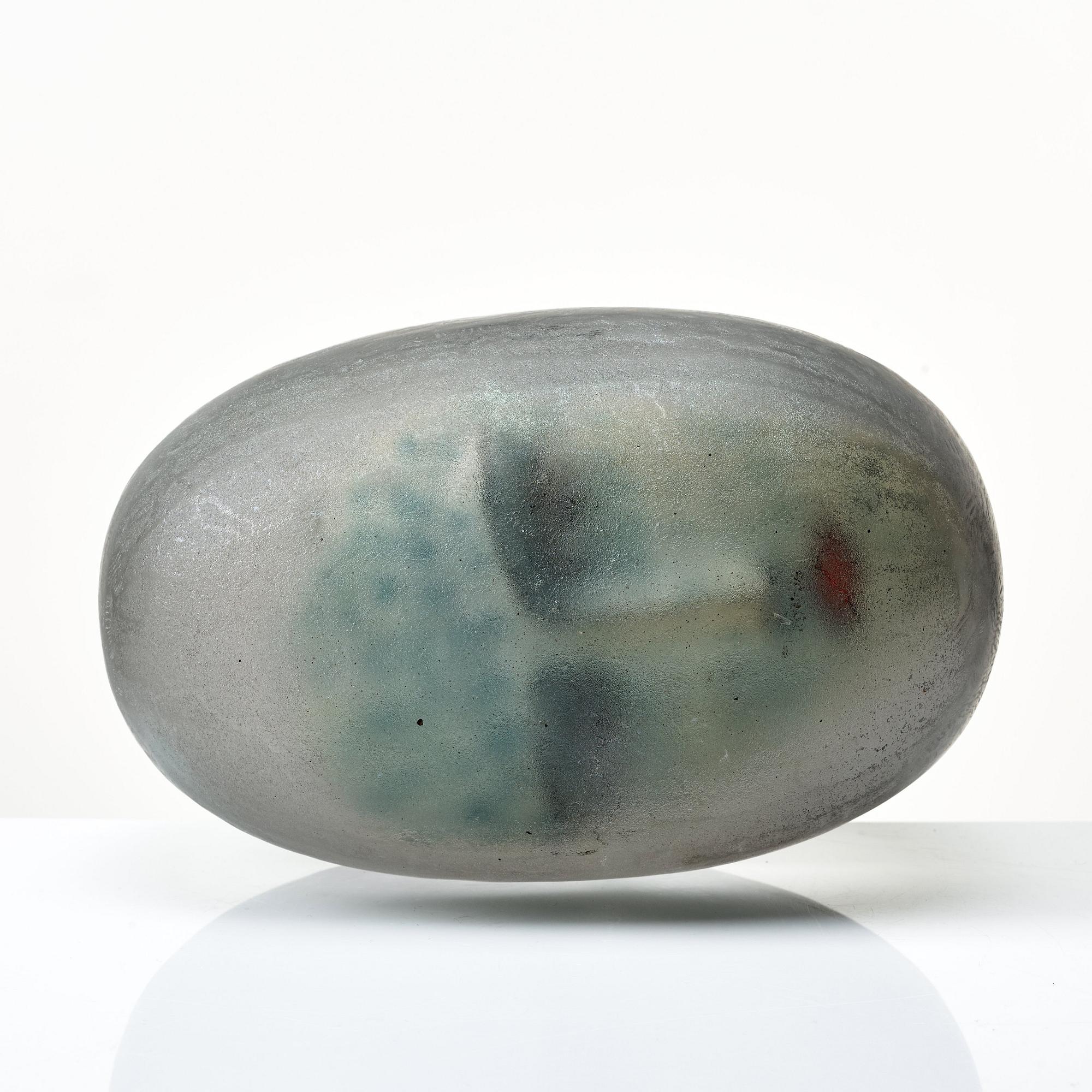 Bertil Vallien, skulptur, vilande huvud, "Resting head", Kosta Boda, unik.