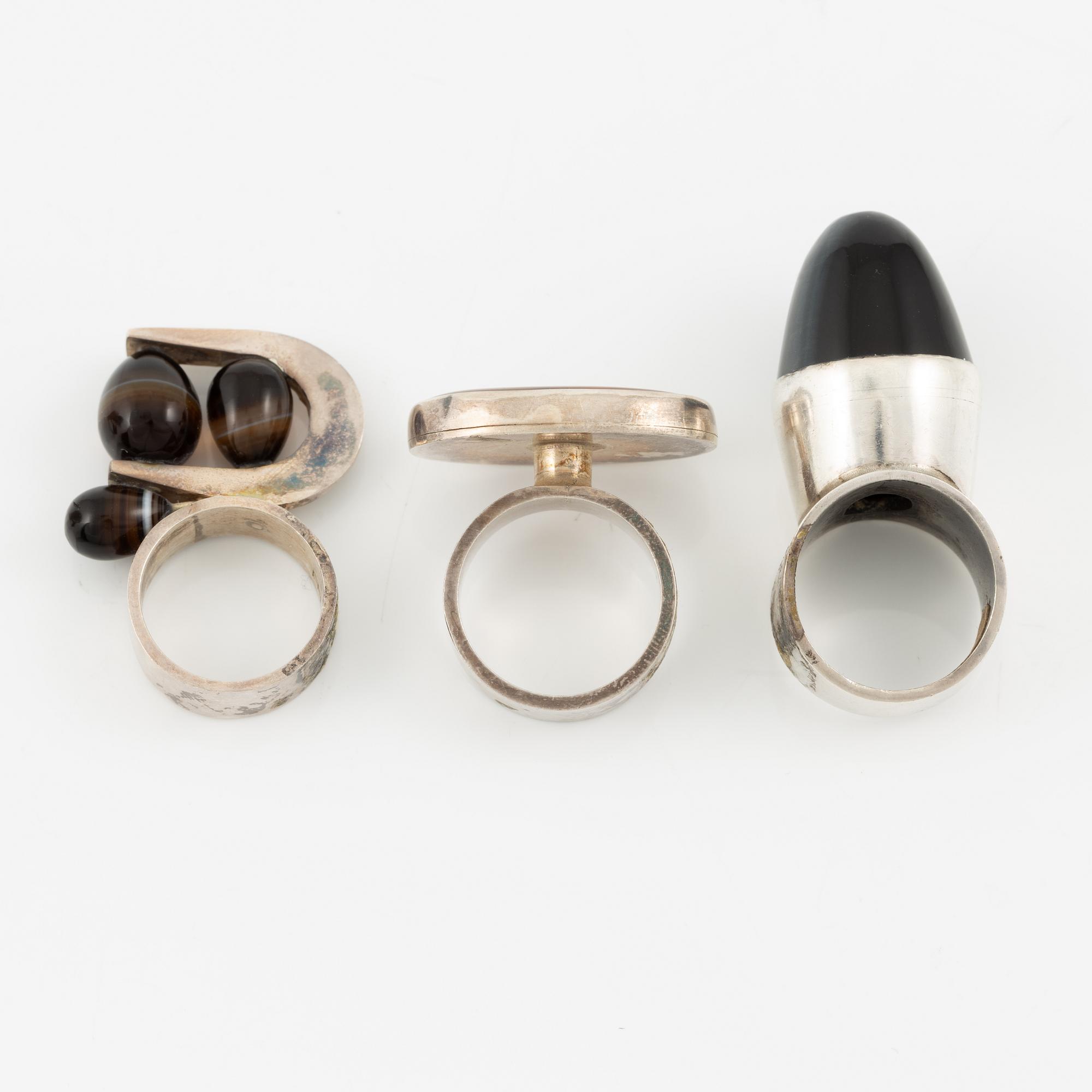 Lars Arby, four rings, sterling silver and agate, Gothenburg 1967, 1968 and 1976.