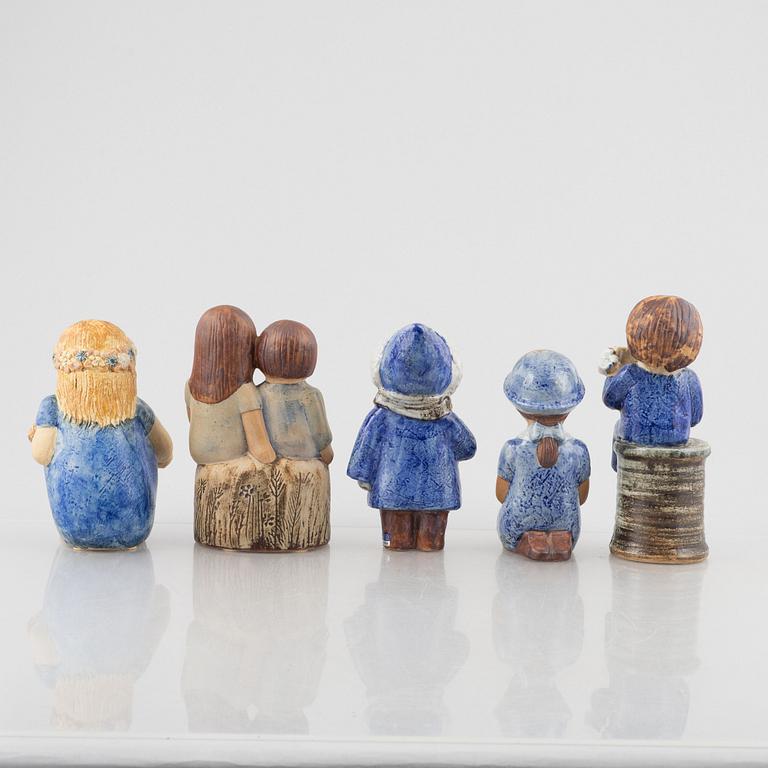 Lisa Larson, figuriner, 5 st, stengods, K-Studion Gustavsberg och Gustavsbergs Studio.