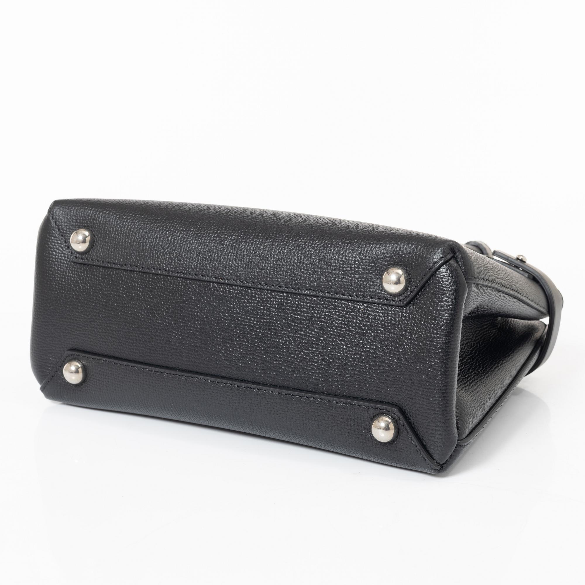 Burberry, väska, "The small banner".