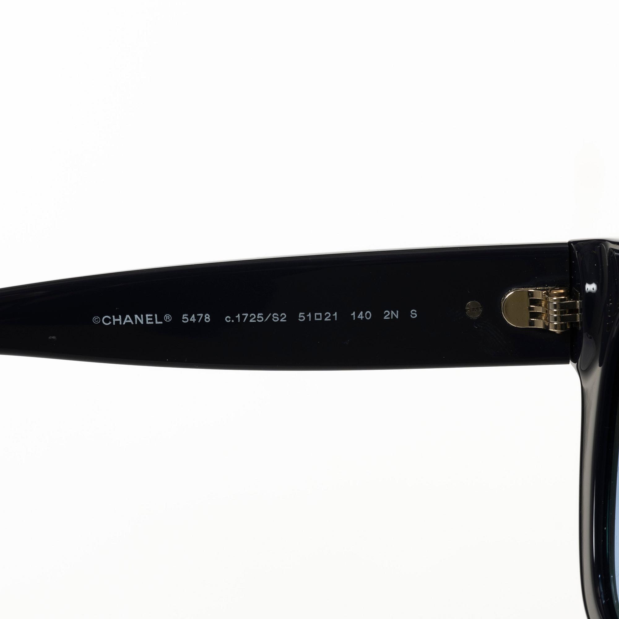 Chanel, solglasögon.