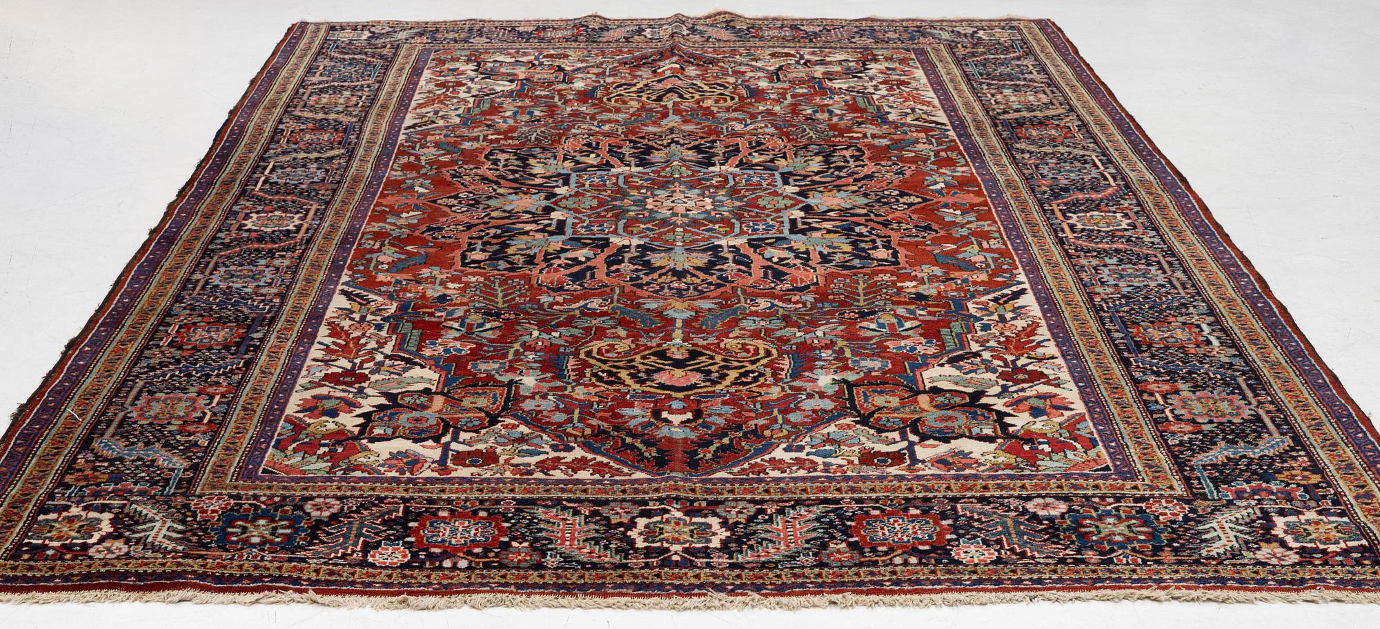 Matta, semiantik Heris, 380 x 255 cm.