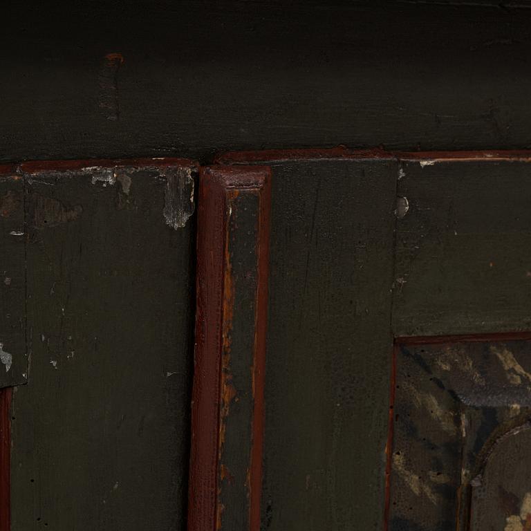 Pine cupboard, folk art, early 19th century.