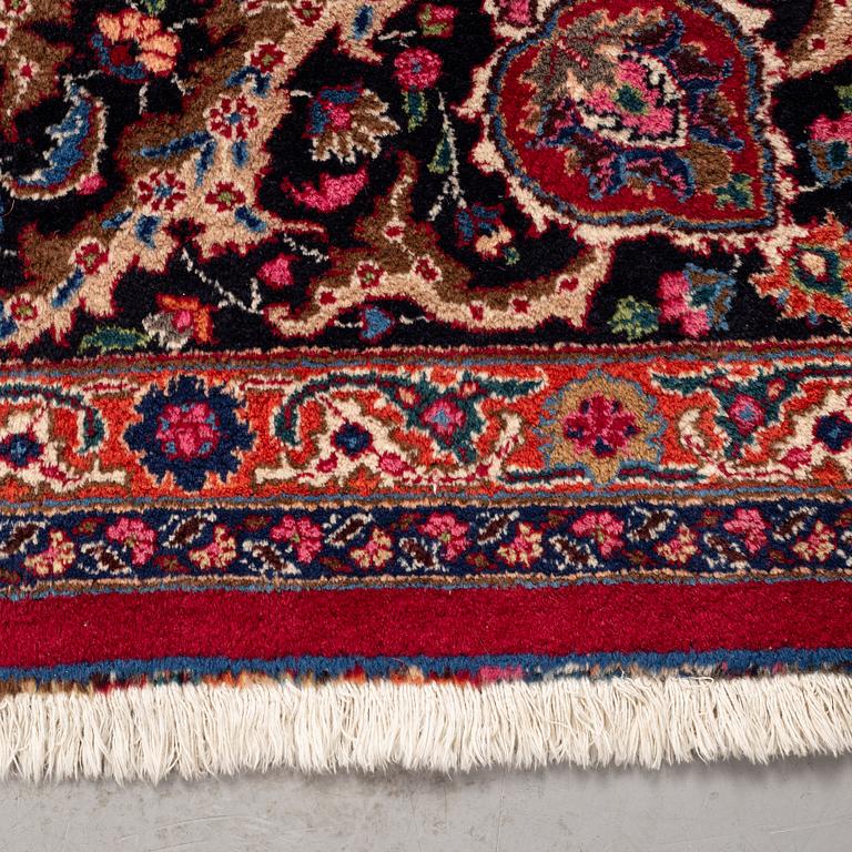 A carpet, Mashad, ca 393 x 293,5 cm.