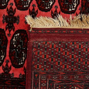 MATTA, Pakistan, 1900-talets senare del, ca 190 x 128 cm.