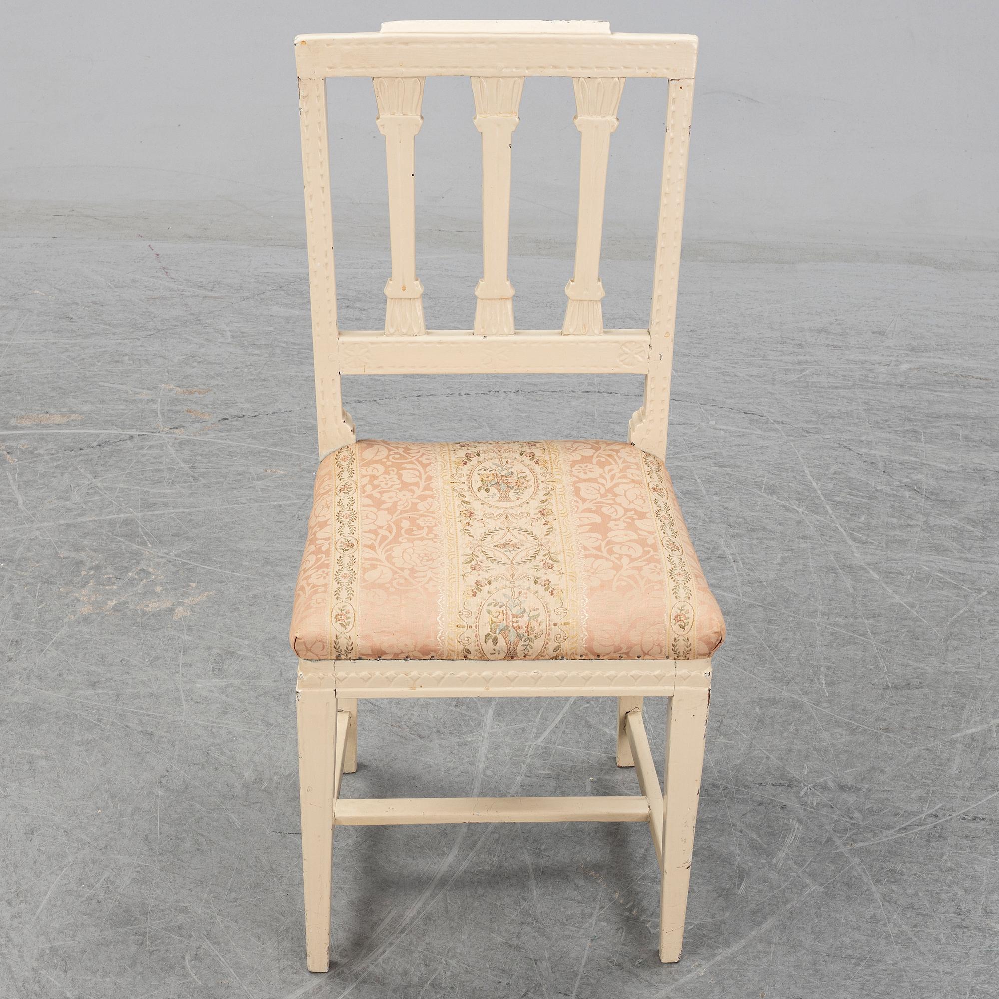 STOLAR 2 st, 1800-talets början och TABURETT, 1900-talets början.
