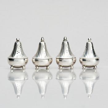 Georg Jensen, ströare, 4 st, sterling silver, design Harald Nielsen, Köpenhamn 1933-44, 1 st Köpenhamn efter 1945.