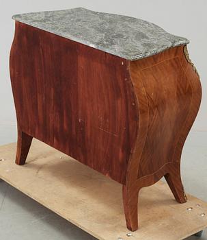 BYRÅ, rokokostil, 1900-tal.