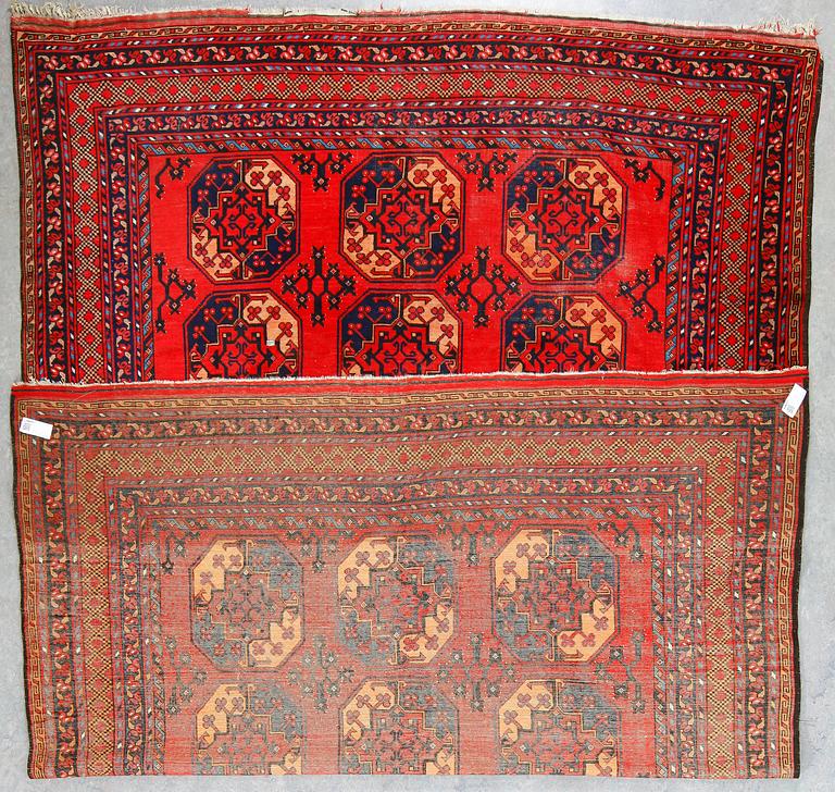 MATTA, old Ersari, ca 343x245 cm.