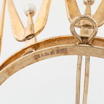 A bridal crown, set with cultured eparls by Ceson, Göteborg, 1971.