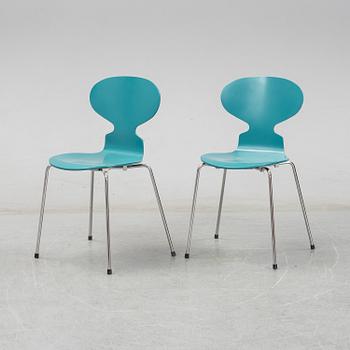Arne Jacobsen, stolar, ett par, "Myran", Fritz Hansen, Danmark.