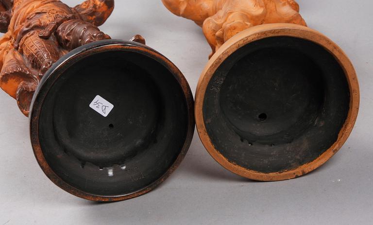 FIGURINER, ett par, terrakotta. UFFRECHT & CO, Tyskland, 1800/1900-tal.