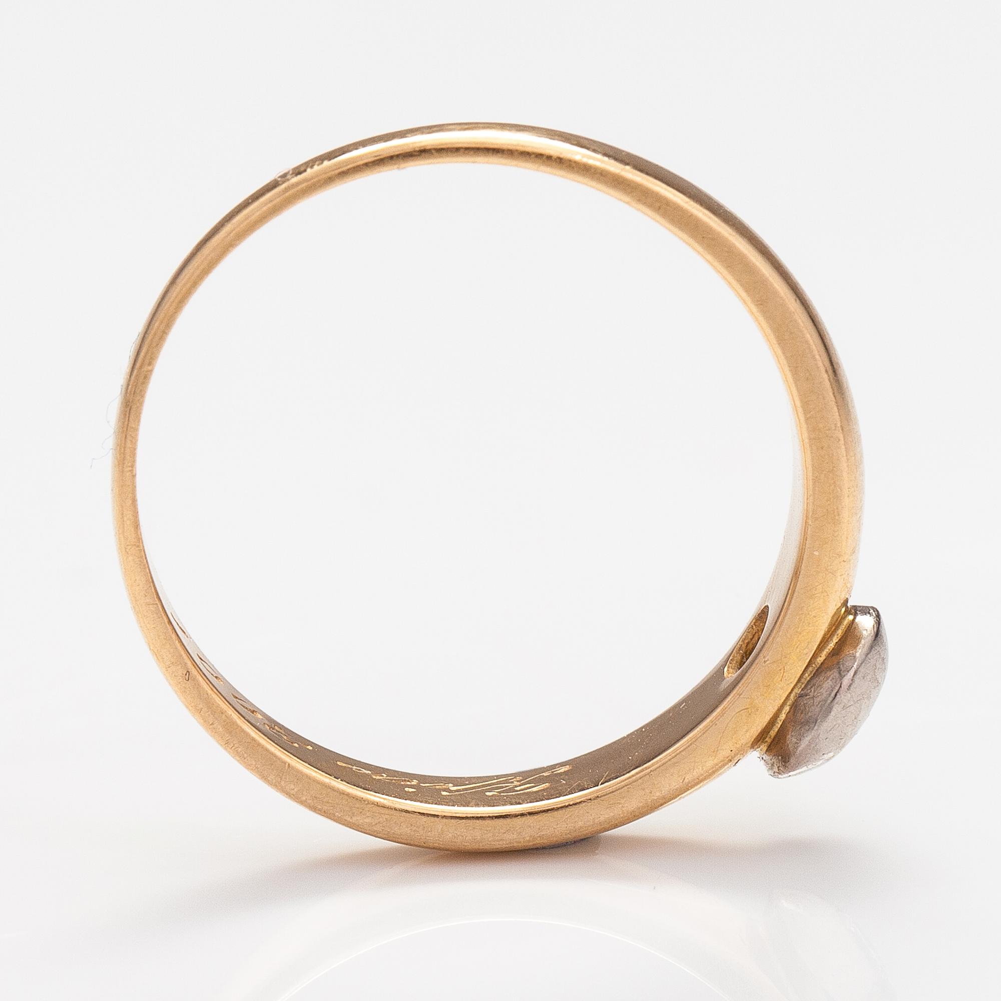 Ring, 18K guld, diamant ca 0.14 ct. Kultakeskus.