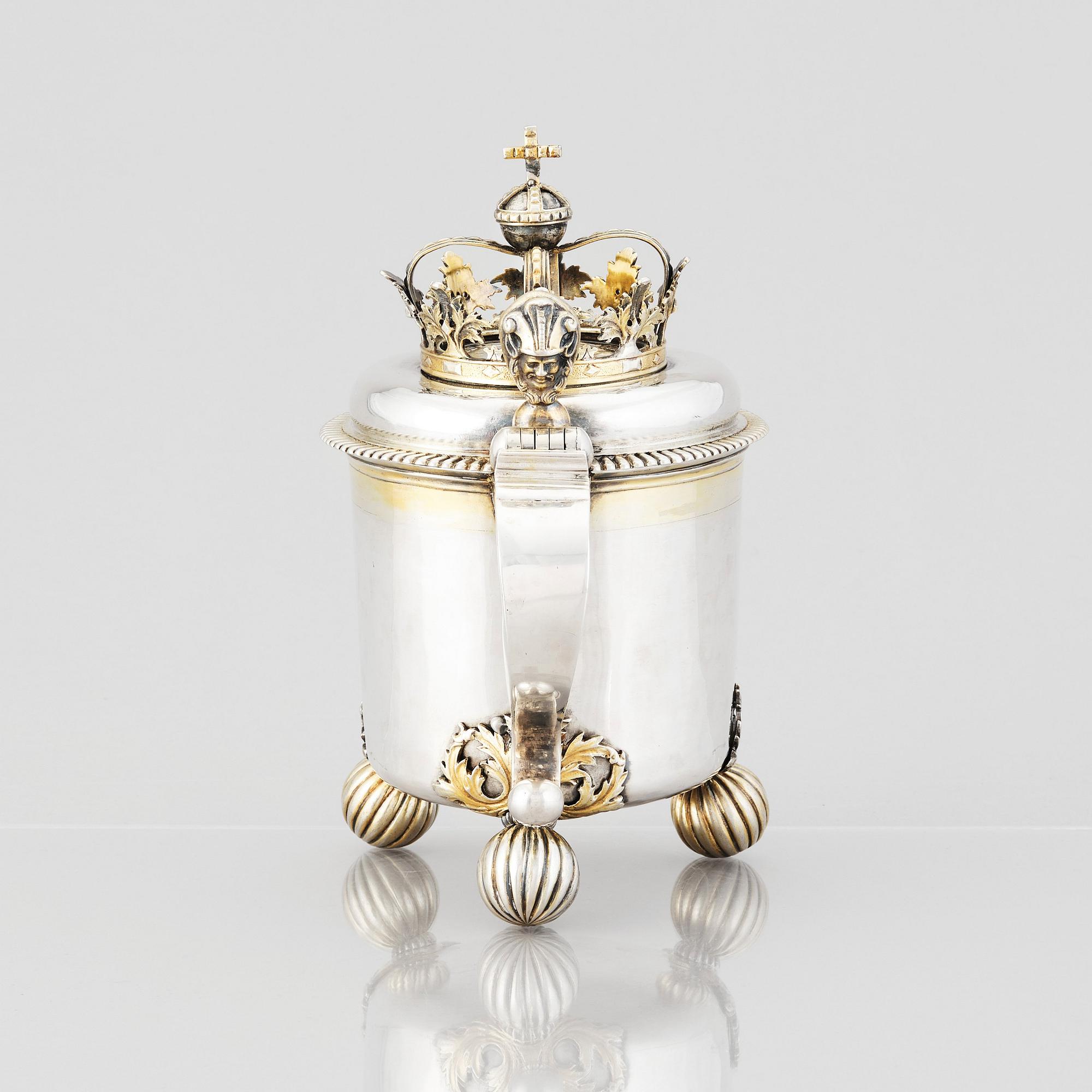 A Danish Baroque parcel-gilt silver tankard, Copenhagen 1689.
