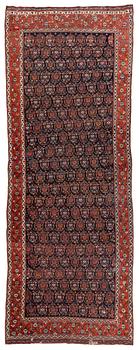 365. An antique Khamseh carpet, South Persia, ca 485,5 x 179-185 cm.