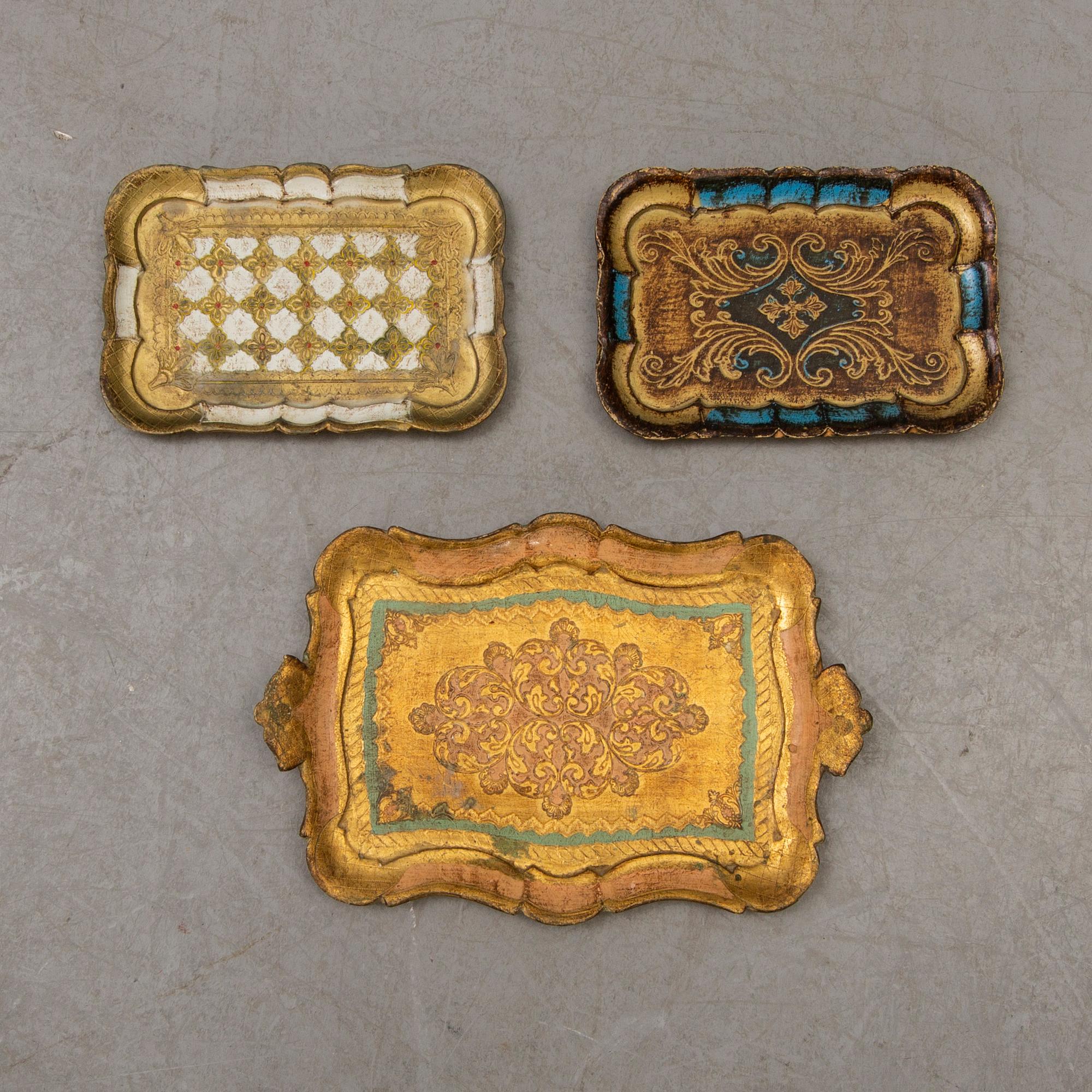 A set of 11 gilded Italian trays from Paoletti, Firenze mid 1900s/second half.