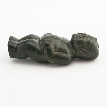 Figurin, grön sten, troligen Olmekisk 2500 f.Kr-250 e.Kr.
