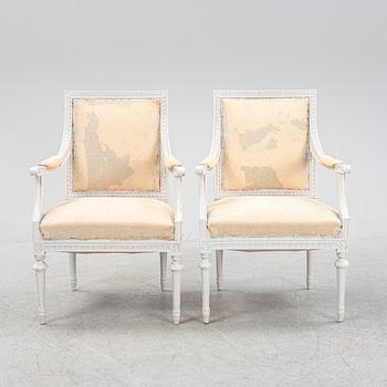 Karmstolar, ett par, gustaviansk stil, 1900-talets början.
