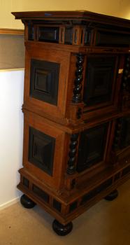 SKÅP, delvis barock, 1700-tal.