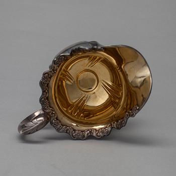 GRÄDDSNÄCKA, silver, Auran Kultaseppä, Åbo 1950. Vikt 159 g.