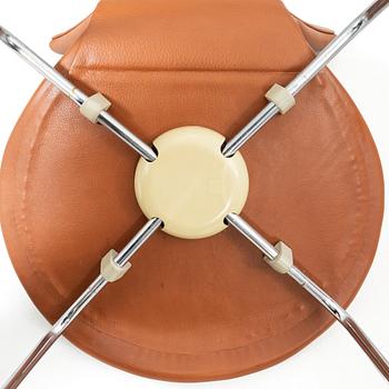 Arne Jacobsen, Chairs, 6, "Series 7", Fritz Hansen, Denmark.