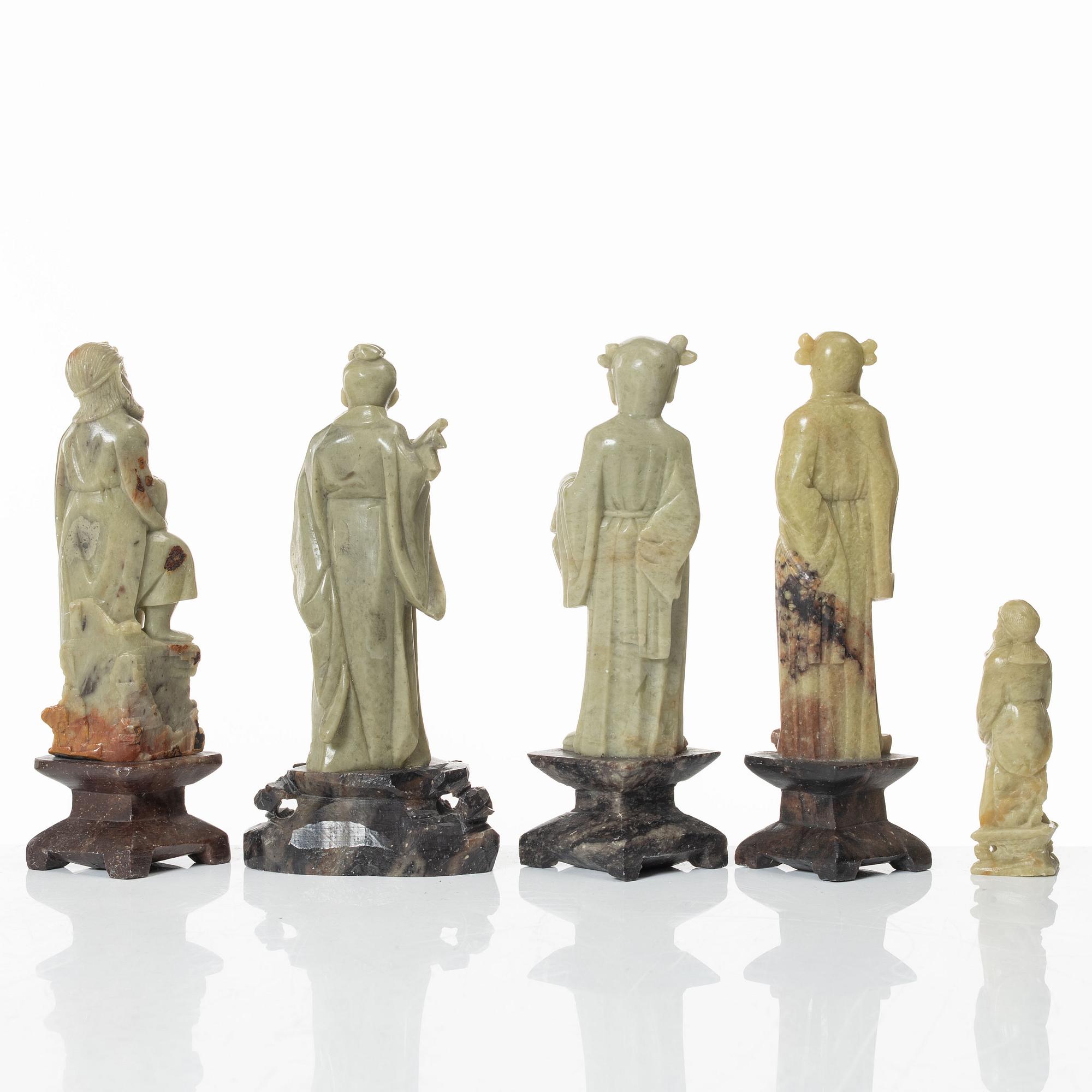 Figuriner, nio stycken, soapstone, Kina, sen Qingdynasti / 1900-tal.
